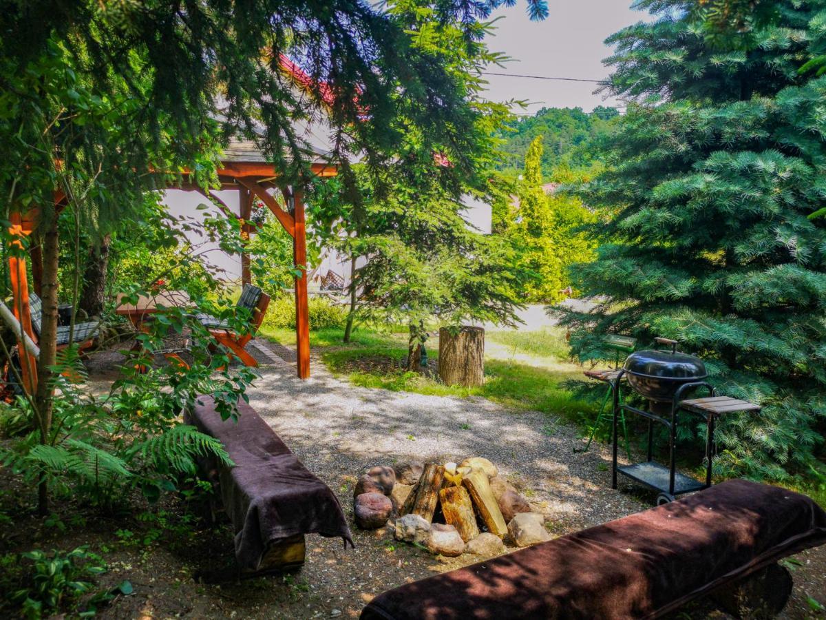 Domek Na Zarzeczu Балтов Екстериор снимка